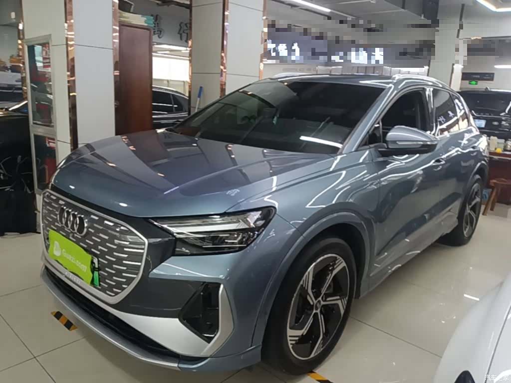 Audi Q4 e-tron, 2023 2