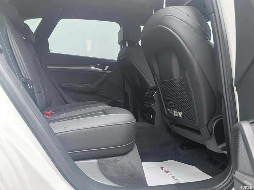 Audi Q5L, 2024 14