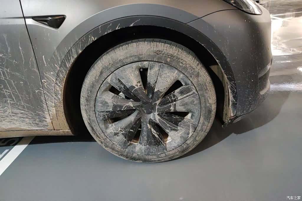 Tesla Model Y, 2021 6