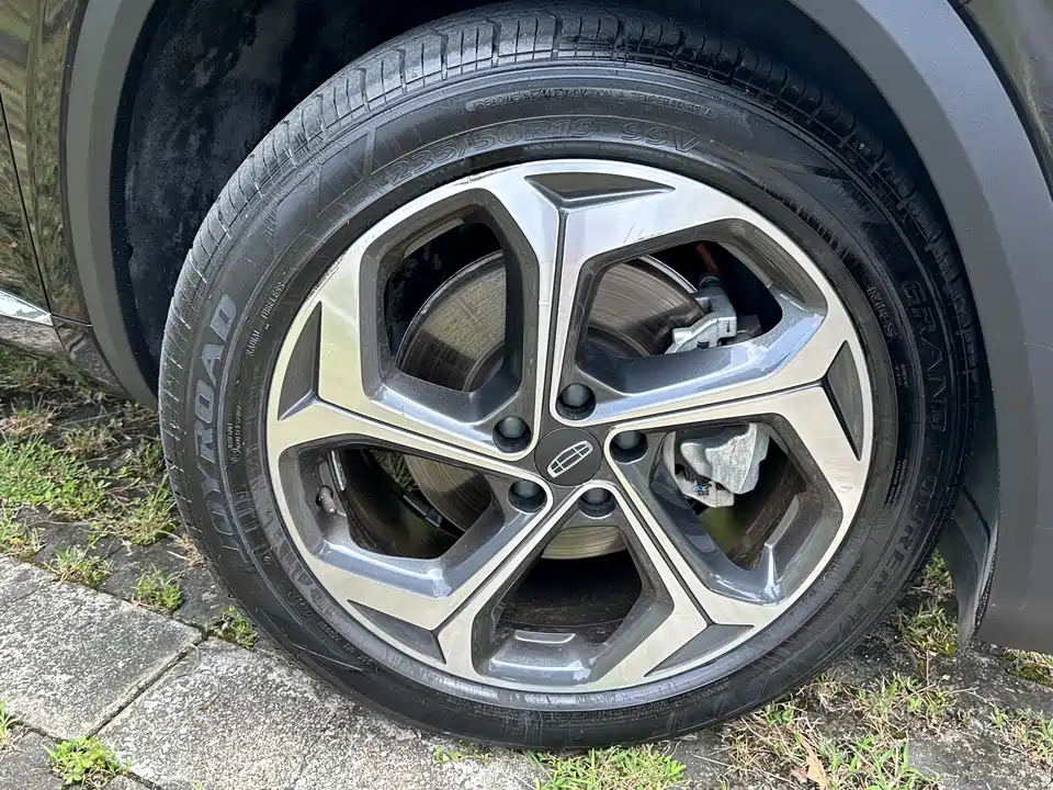 Geely Monjaro