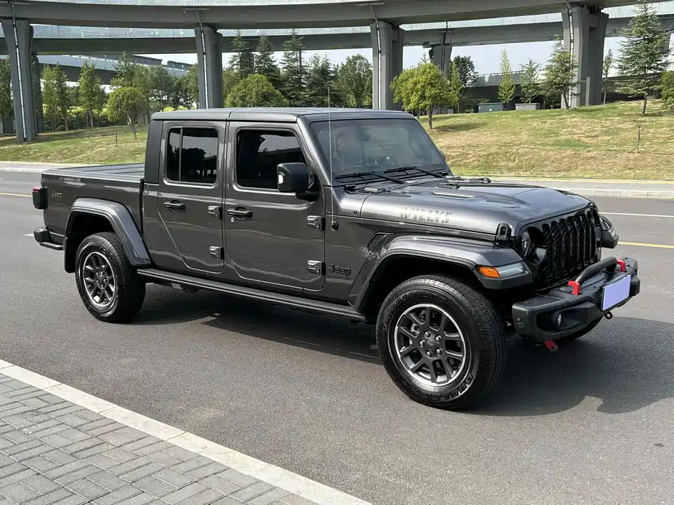 Jeep Gladiator
