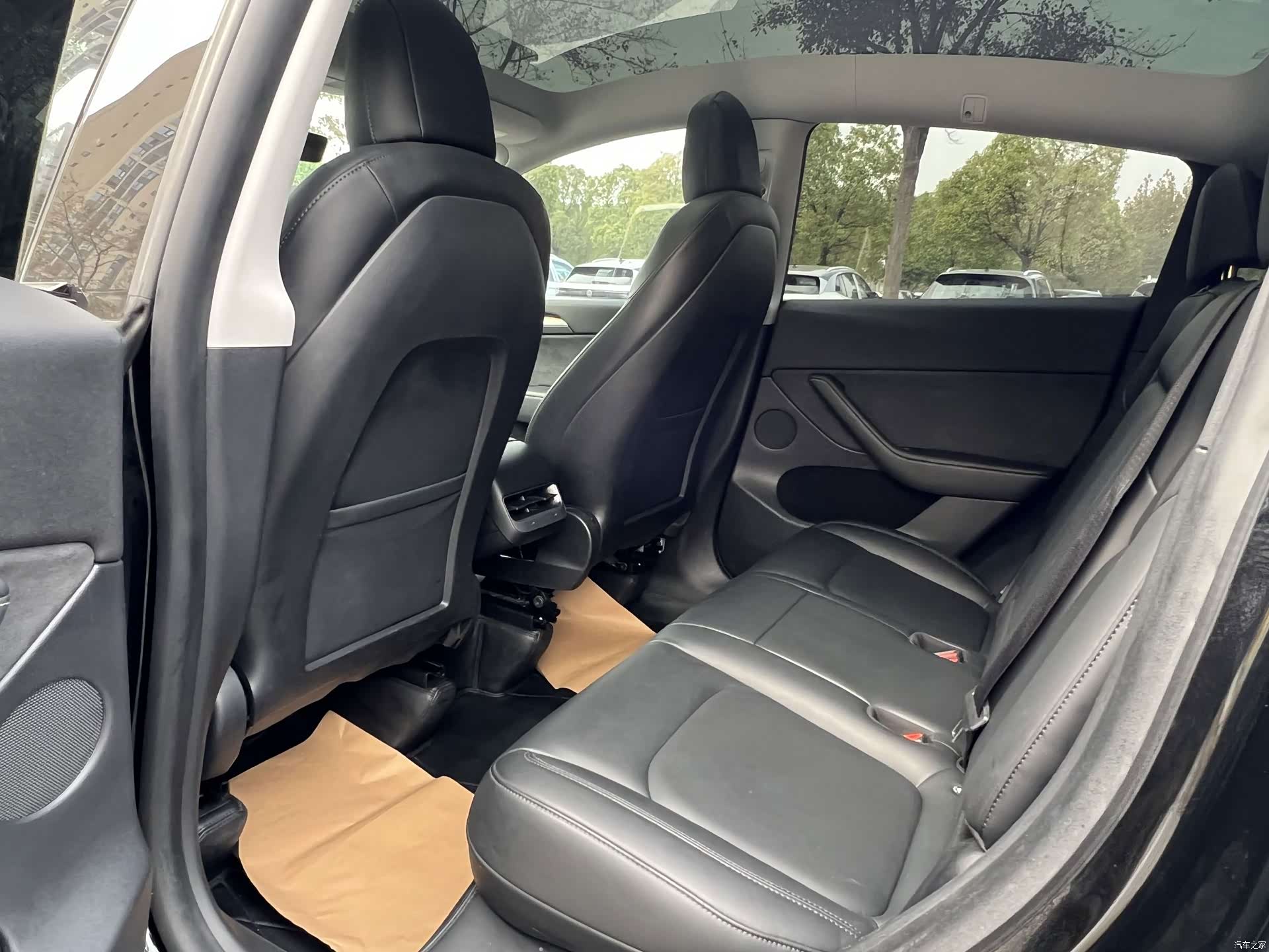 Tesla Model Y, 2021 6