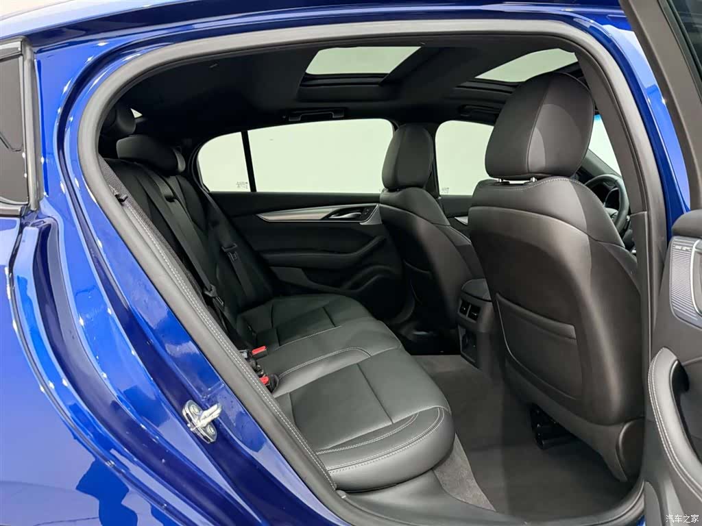 Cadillac CT5, 2023 20