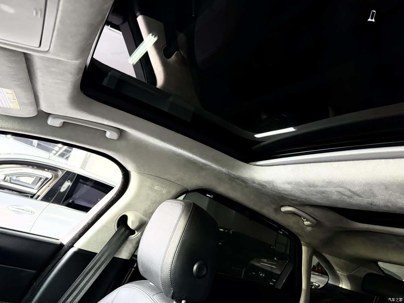 Land Rover XFL, 2018 12