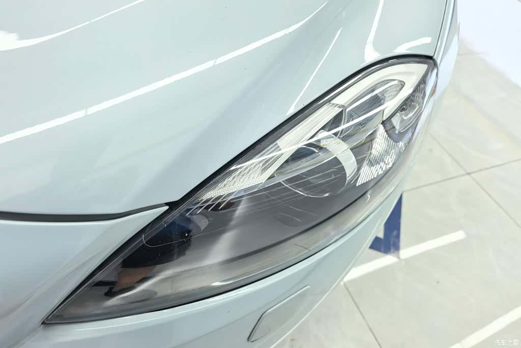 Volvo V40, 2014 все фото