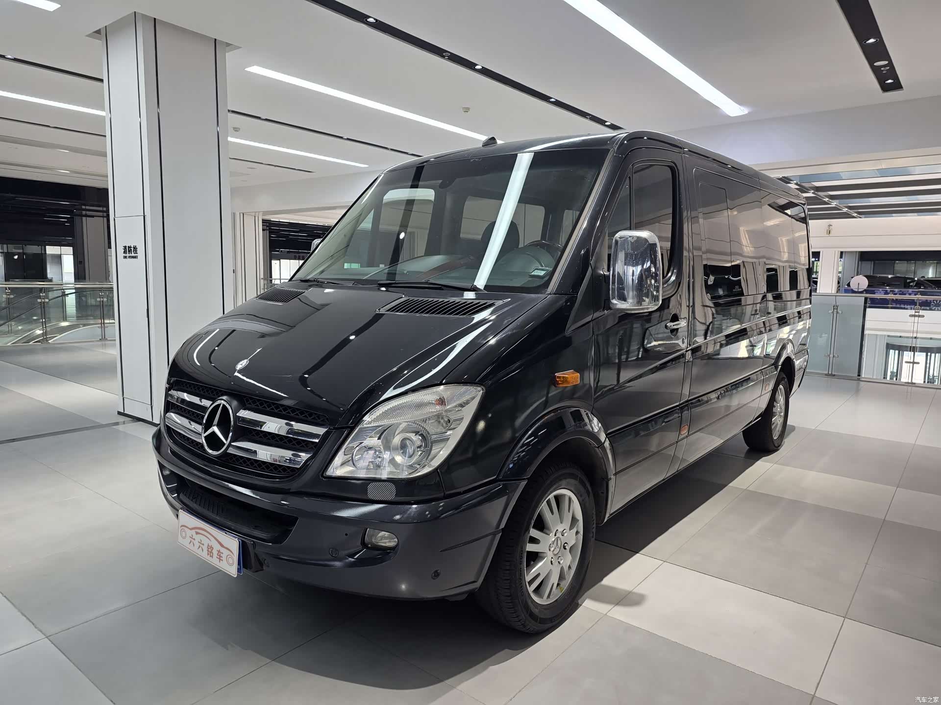 Mercedes-Benz Sprinter, 2010 1