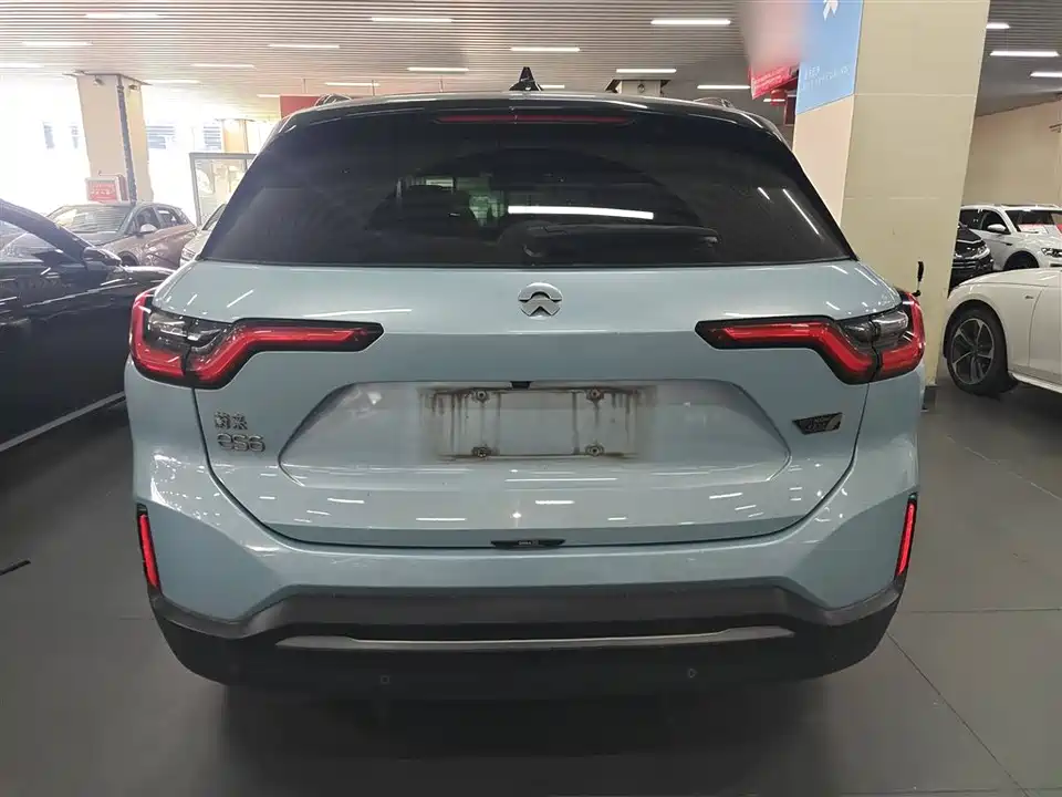 NIO ES6