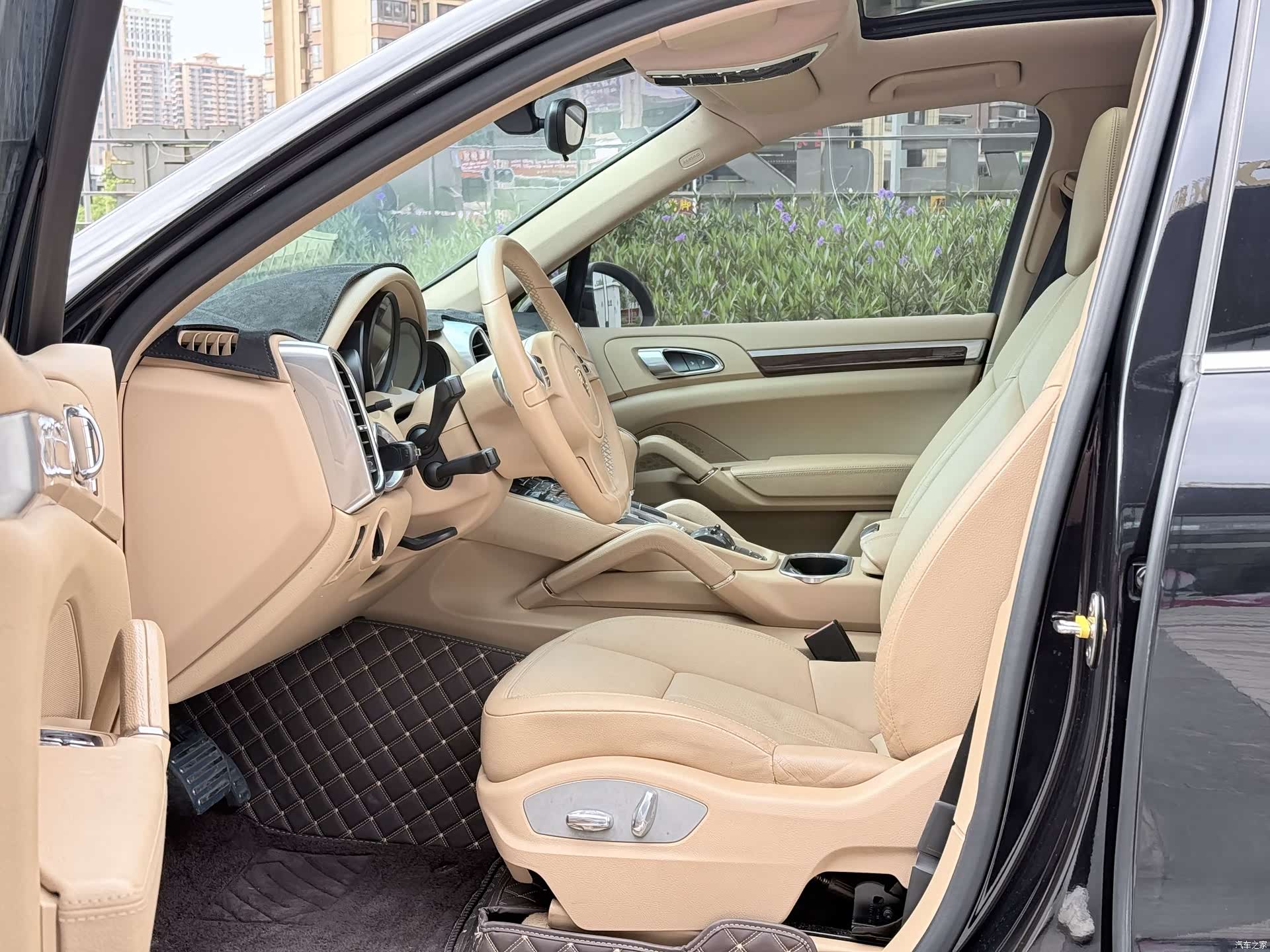 Porsche Cayenne, 2013 все фото
