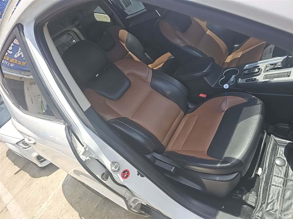 Geely X6, 2017 25