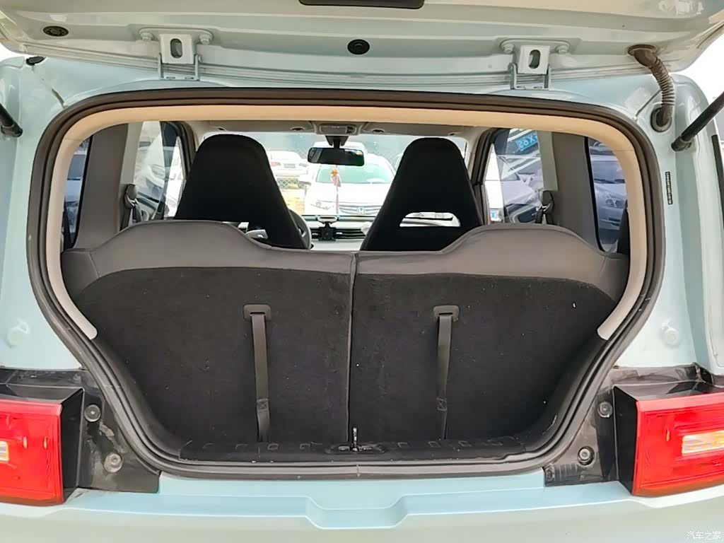 Wuling MINIEV, 2021 19