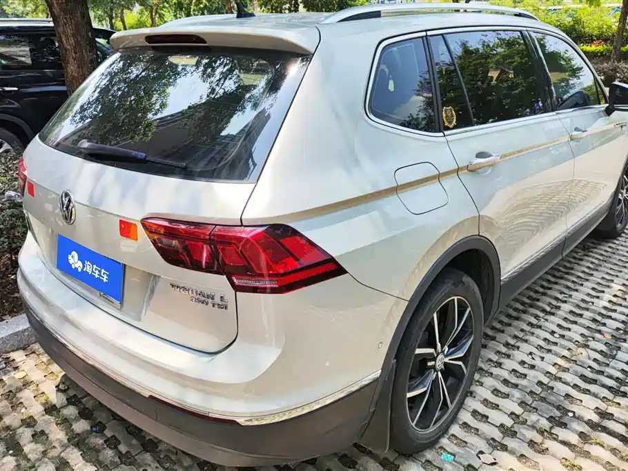 Volkswagen Tiguan L