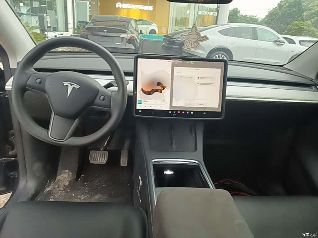 Tesla Model Y, 2024 10