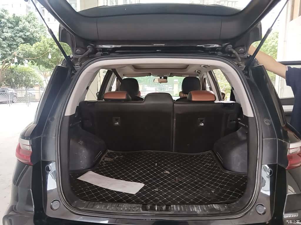 Geely X6, 2020 19