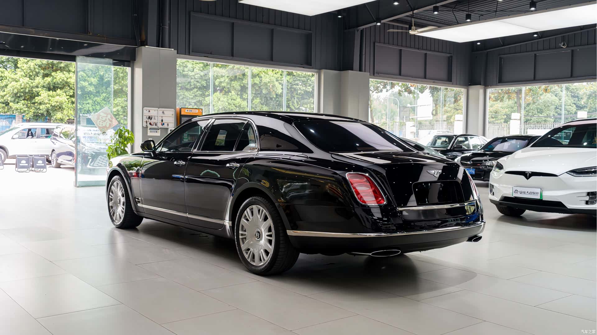 Bentley Mulsanne, 2013 19