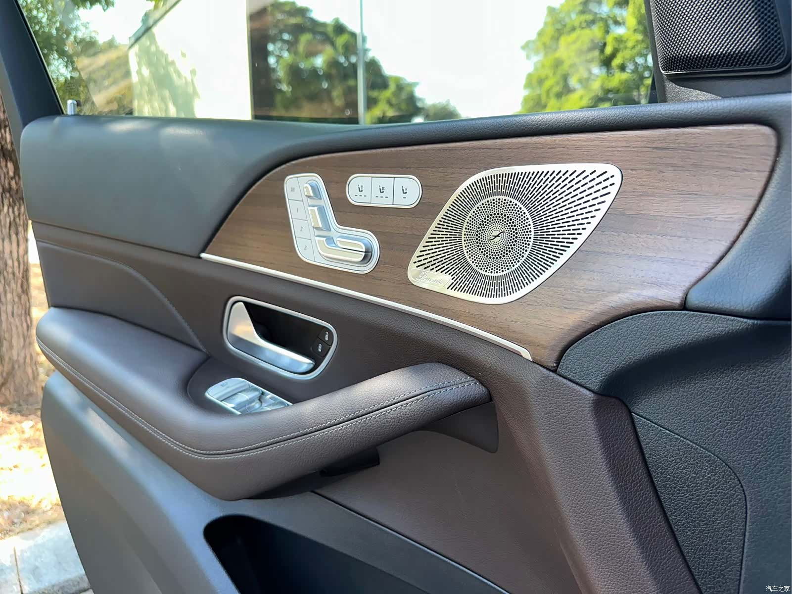 Mercedes-Benz GLS, 2024 18