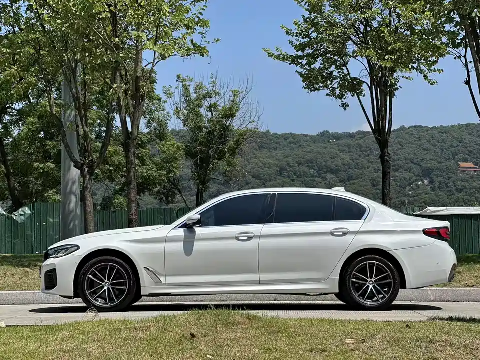 BMW 5 series BMW 5 series