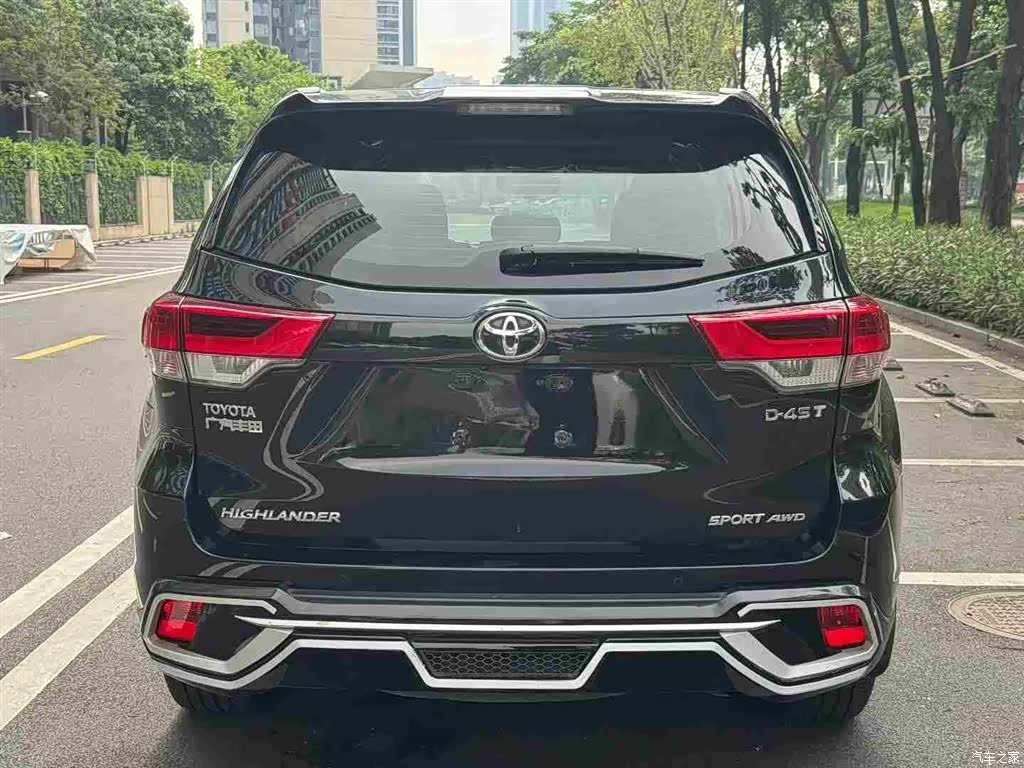 Toyota Highlander, 2019 все фото