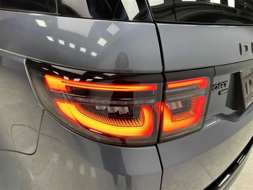 Land Rover Discover sports