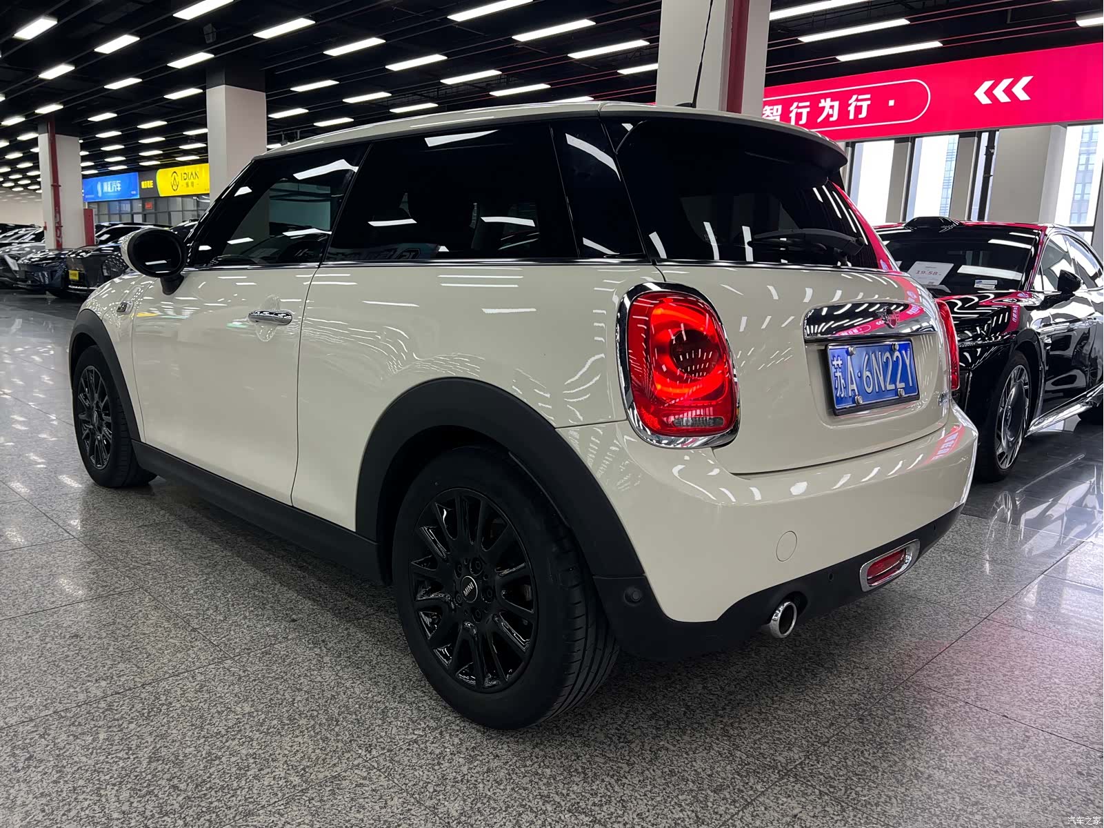 Mini ONE, 2020 15