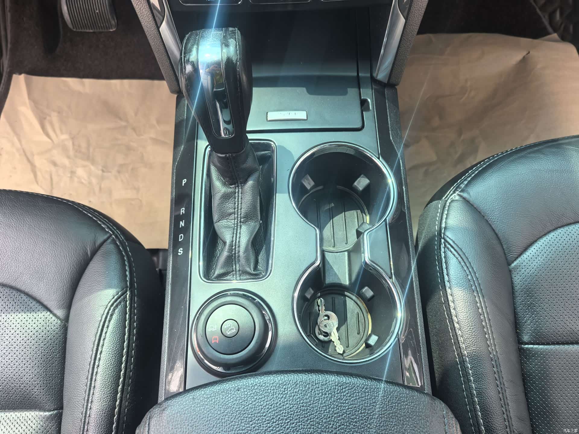 Ford Explorer, 2019 24