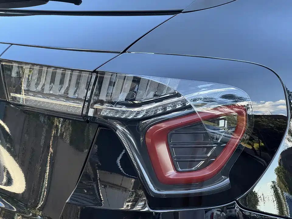 Lynk & Co 02 Hatchback