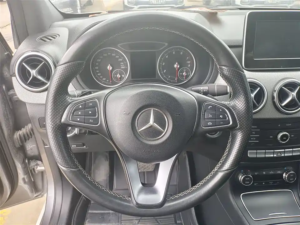 Mercedes-Benz Class B