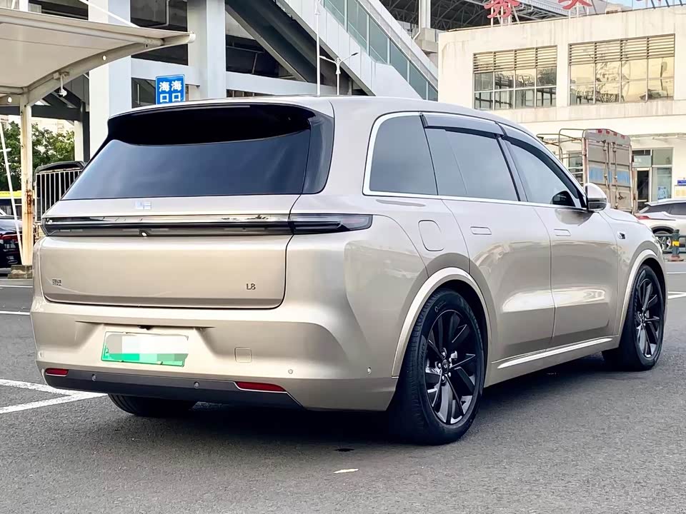 Li Auto Ideal L8