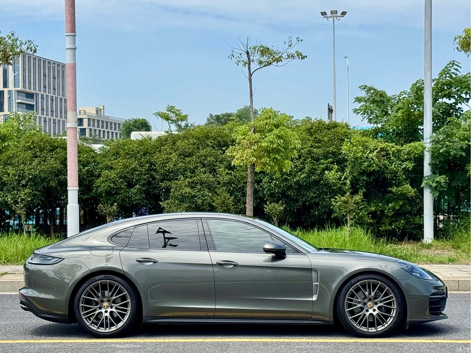 Porsche Panamera, 2023 4