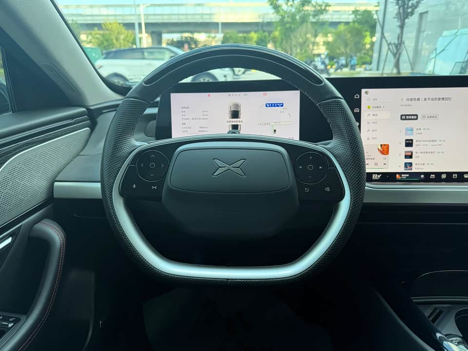 XPENG P7