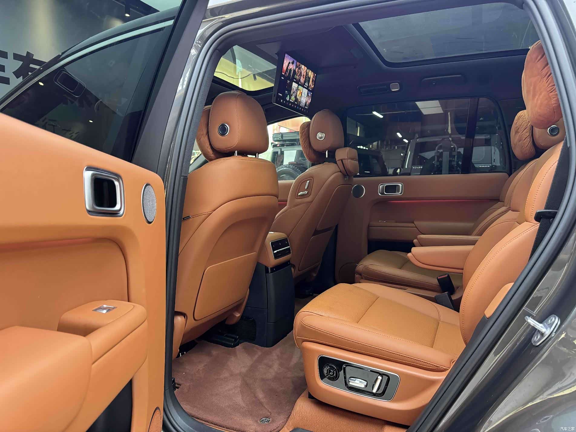 Li Auto L9, 2023 все фото
