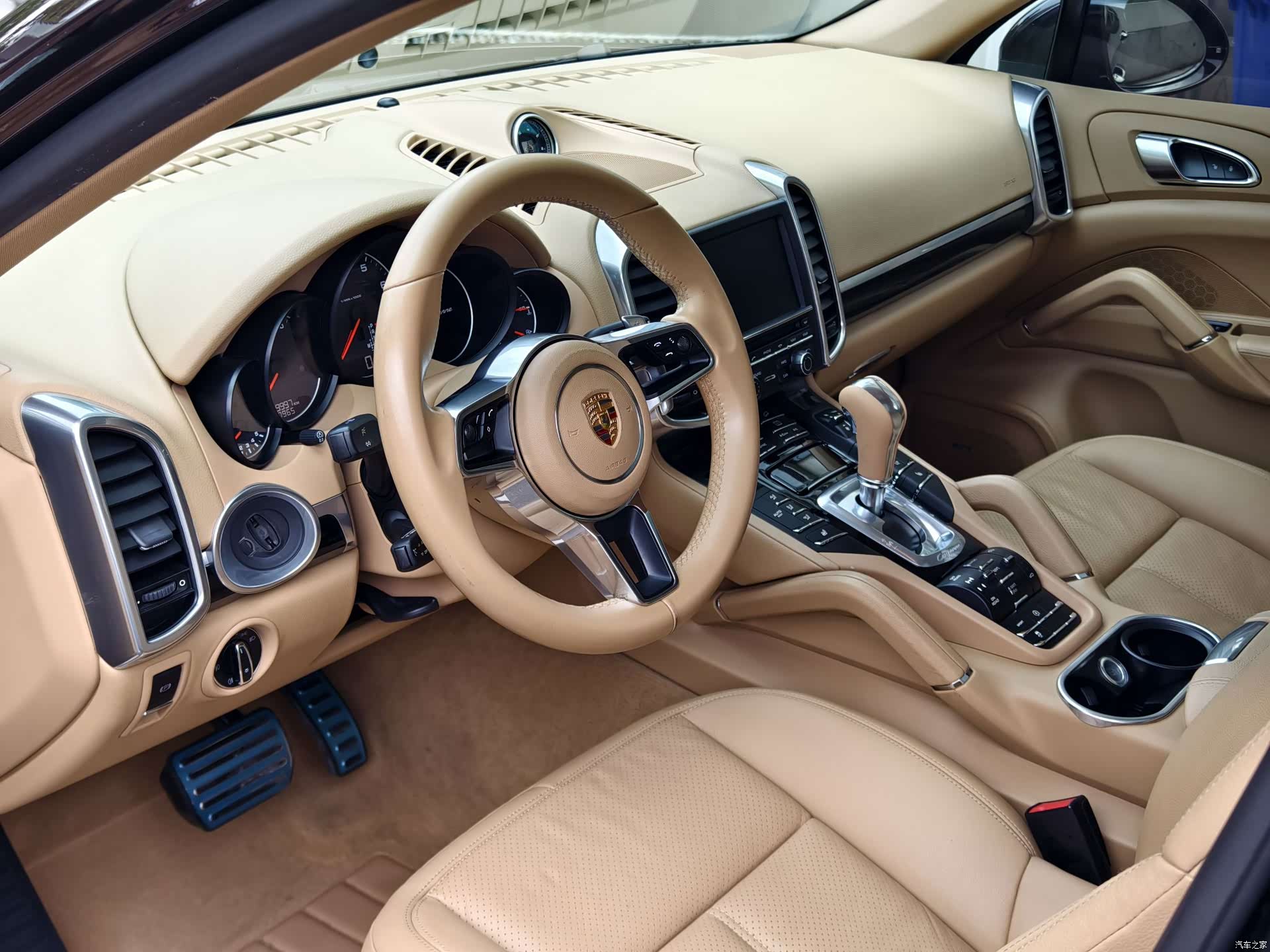 Porsche Cayenne, 2015 8