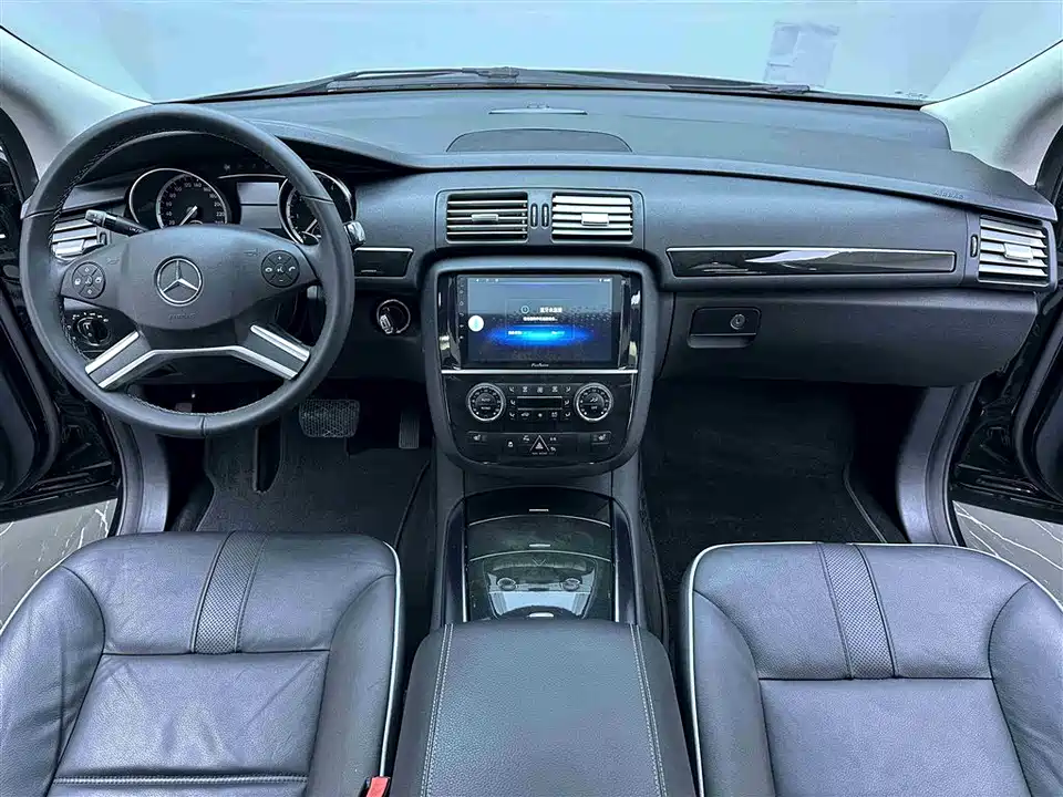 Mercedes-Benz R-class