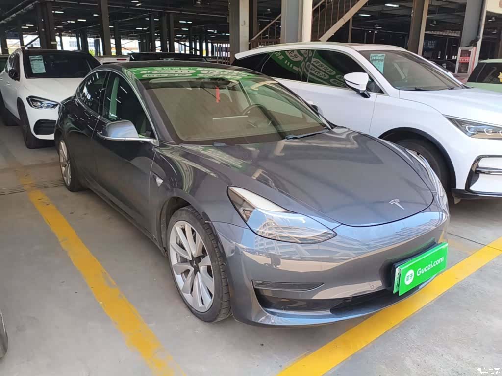 Tesla Model 3, 2020 4
