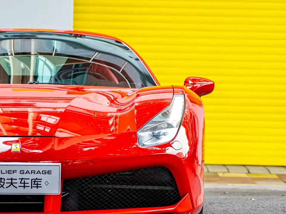 Ferrari 488