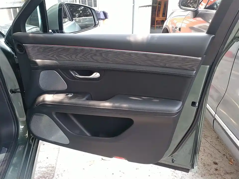 HarmonyOS Ask the world M5