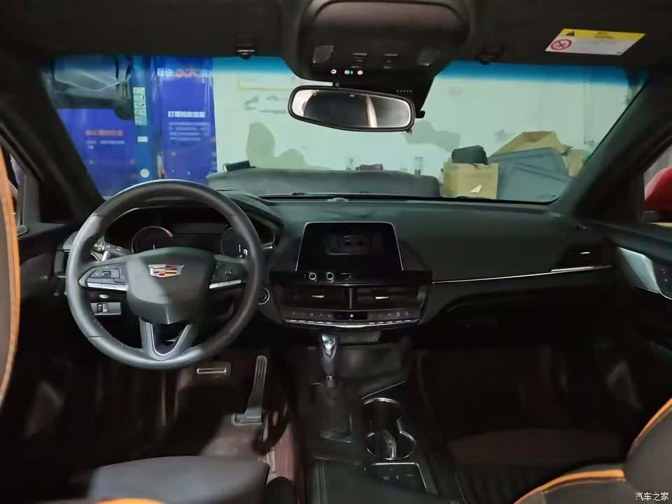 Cadillac CT4, 2020 4
