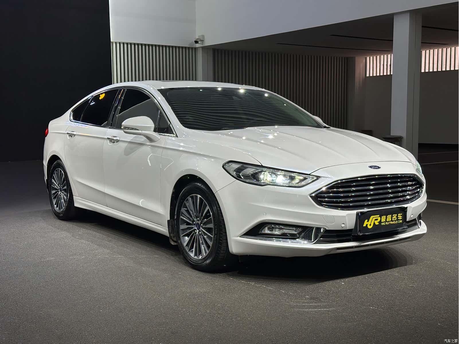 Ford Mondeo, 2017 3