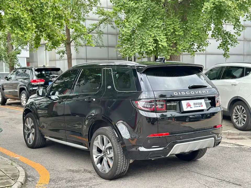Land Rover Discover sports