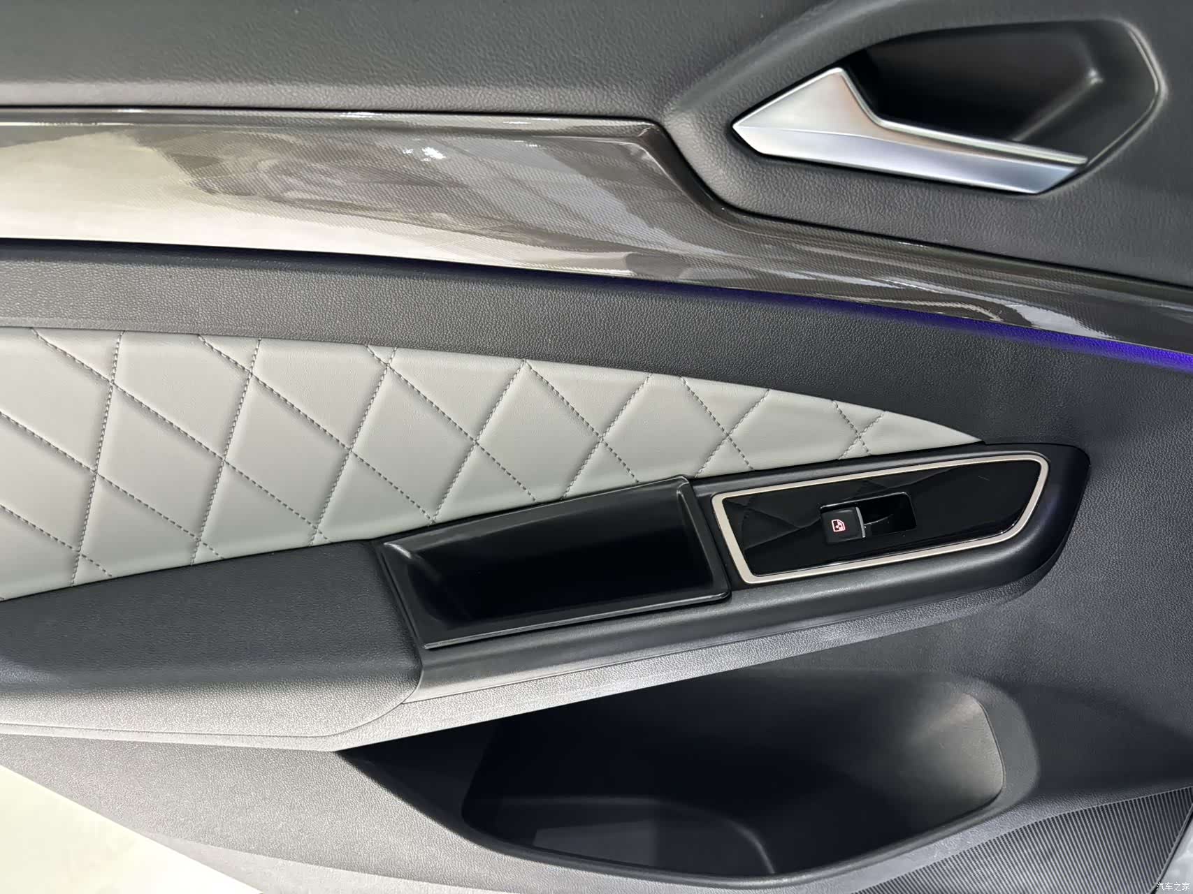Volkswagen VS7, 2023 17