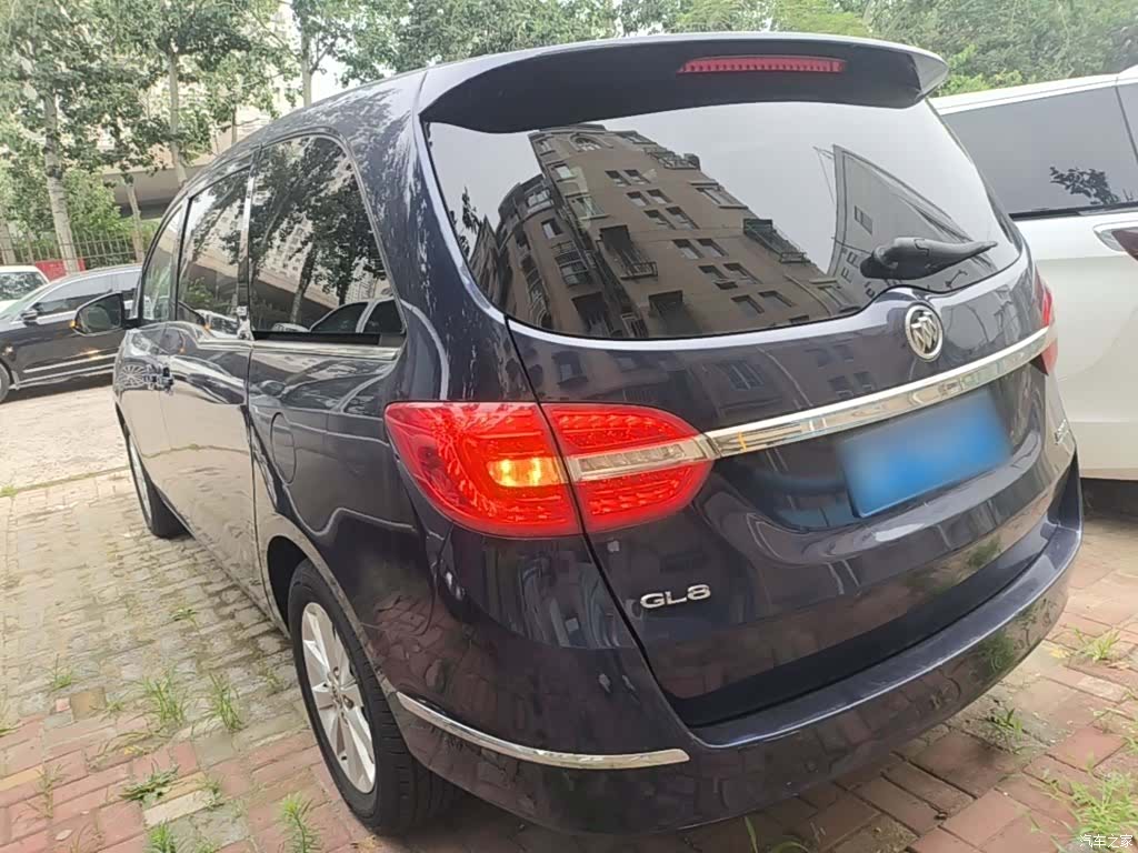 Buick GL8, 2016 все фото
