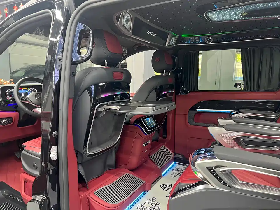 Mercedes-Benz V-class