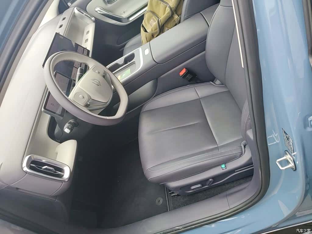 Leapmotor B01, 2025 15