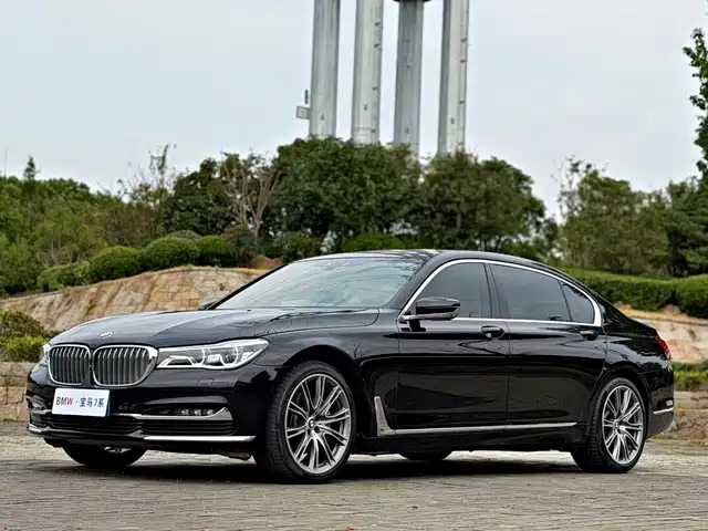 BMW 7-Series 2017 — купить из Китая под заказ