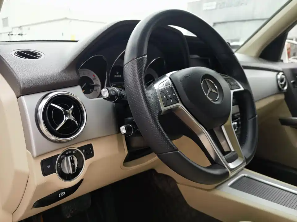 Mercedes-Benz GLK class