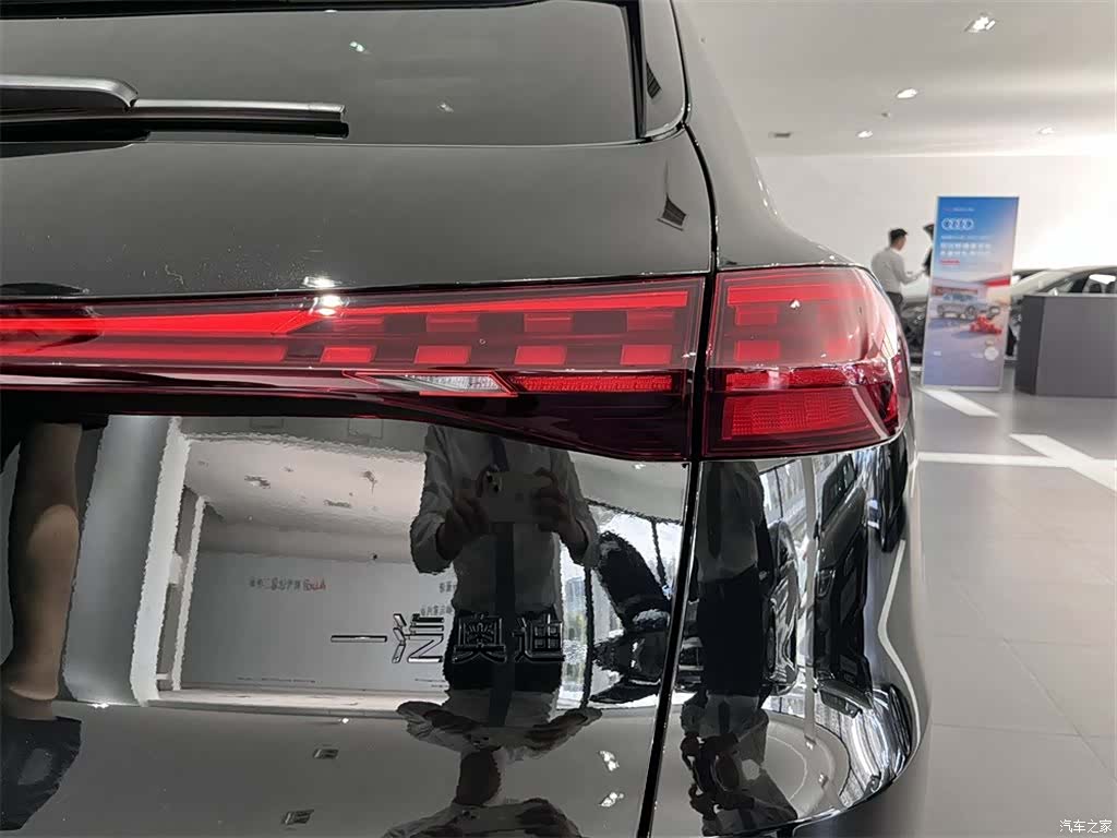 Audi Q5L, 2026 16