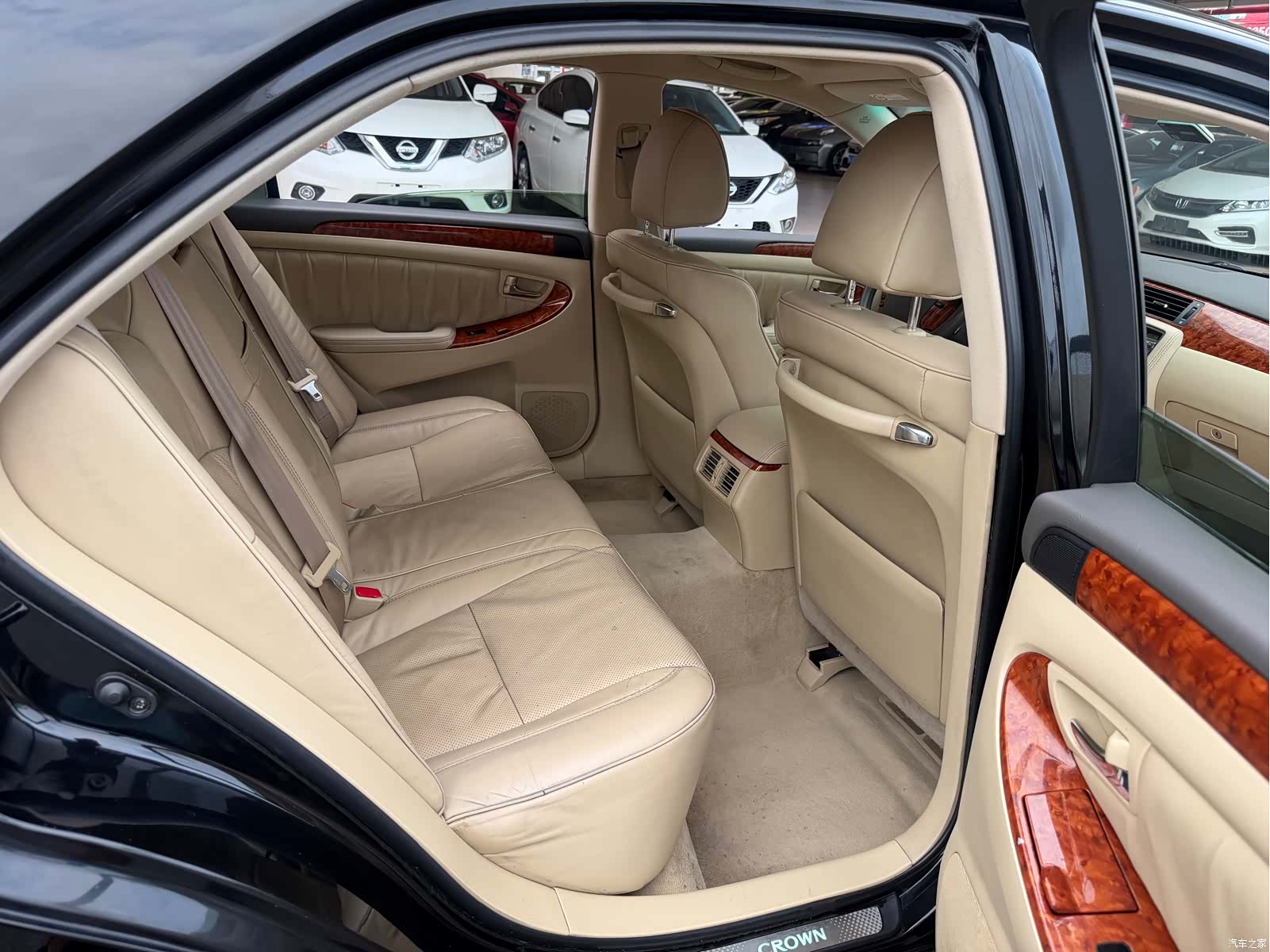 Toyota Crown, 2009 30