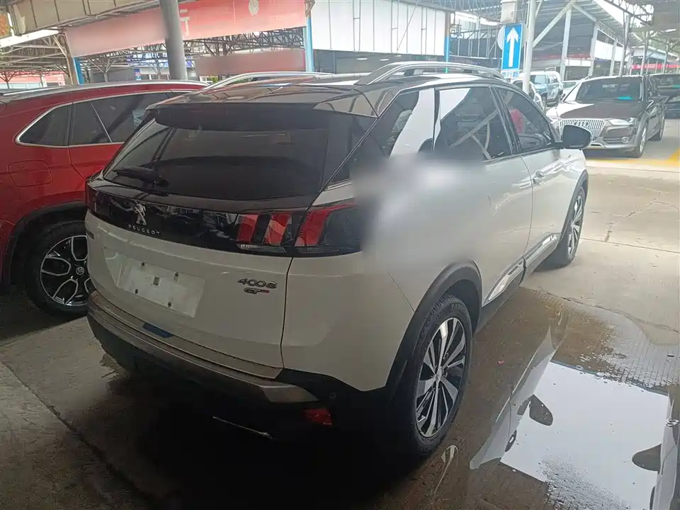 Peugeot 4008