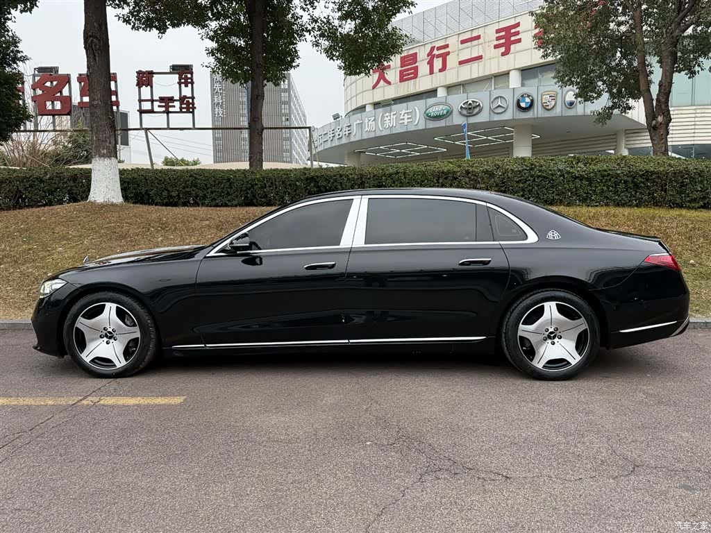 Maybach S-Class, 2021 3