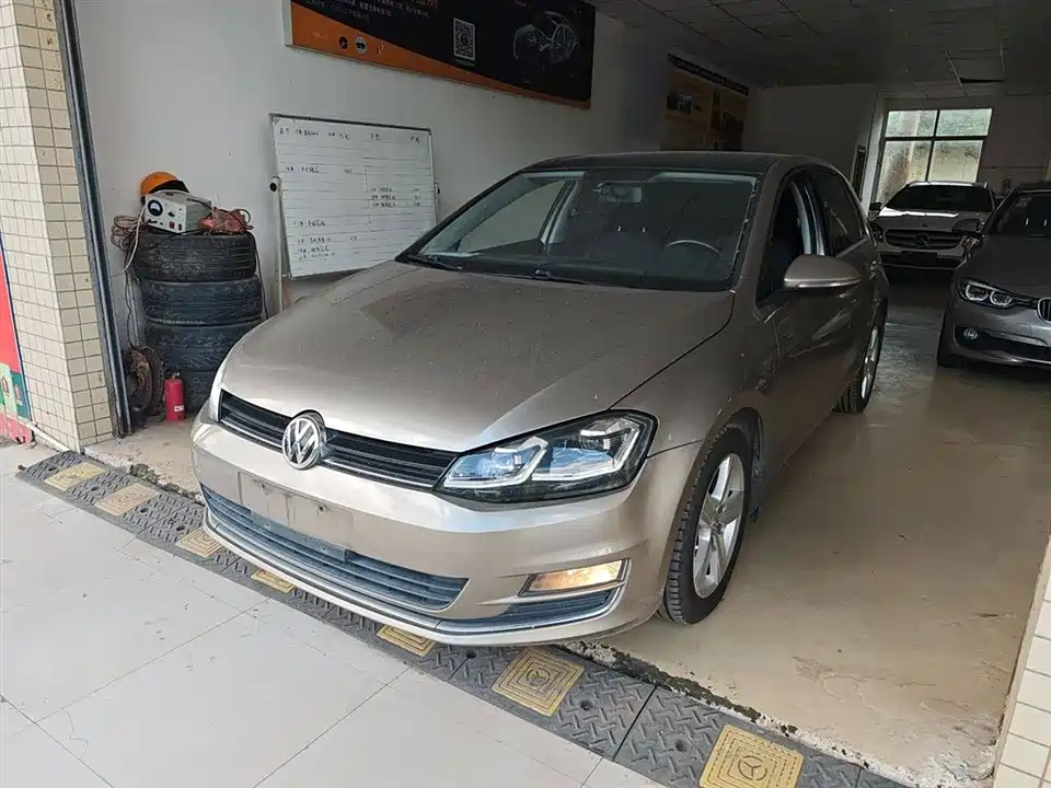 Volkswagen golf