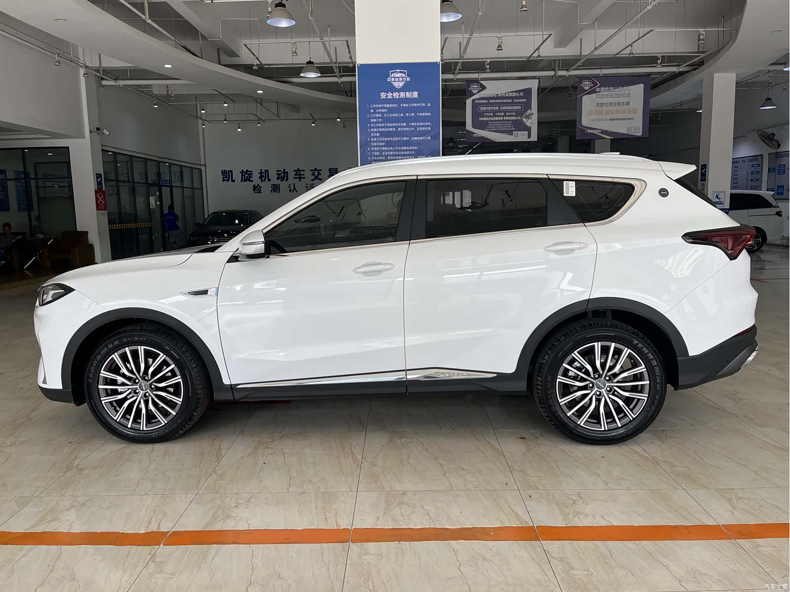 Jetour X70, 2024 7